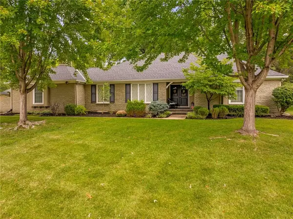 9975 Marty Street, Overland Park, KS 66212