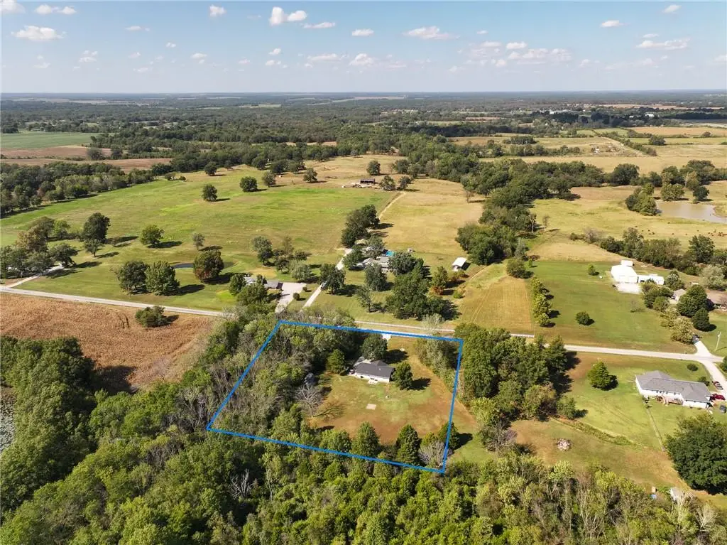 15562 E Kaw Rapids Road, Nevada, MO 64772 - #1