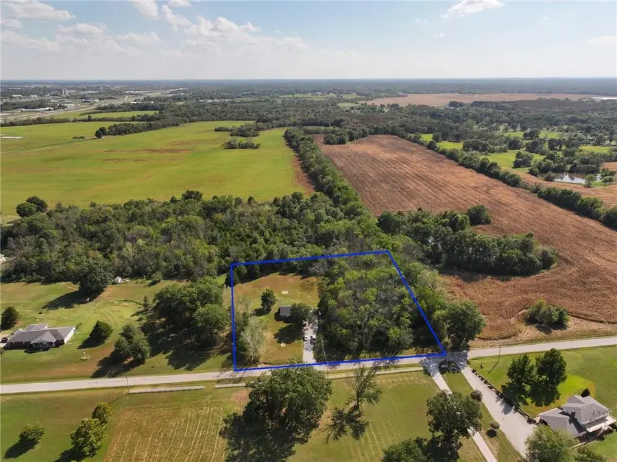 15562 E Kaw Rapids Road, Nevada, MO 64772 - #3