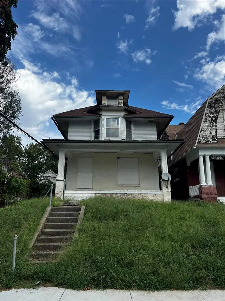 1513 Charles Street, Saint Joseph, MO 64501 - #2