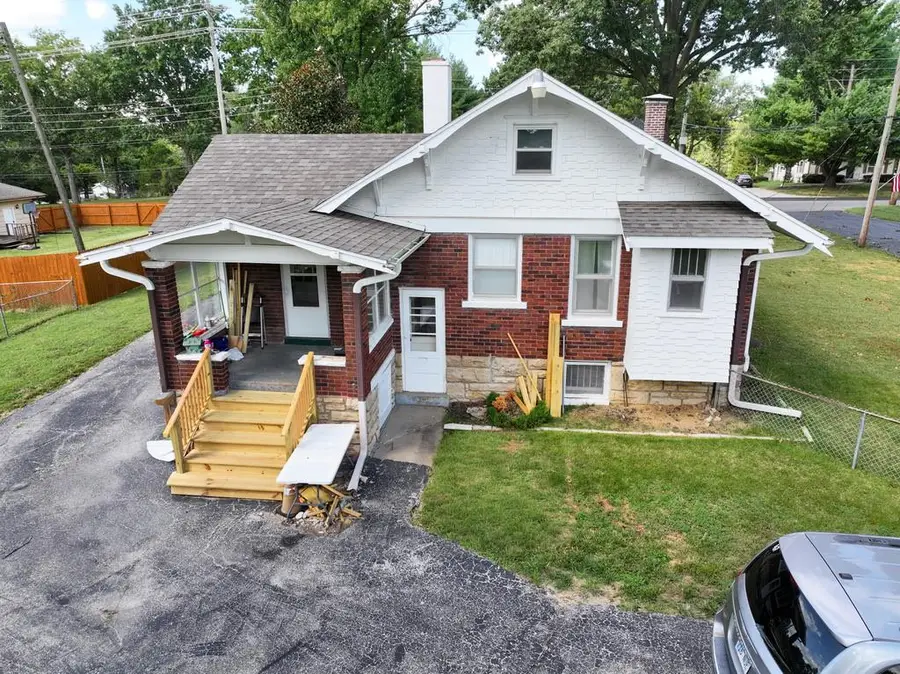 6111 Woodson Road, Raytown, MO 64133 - #2
