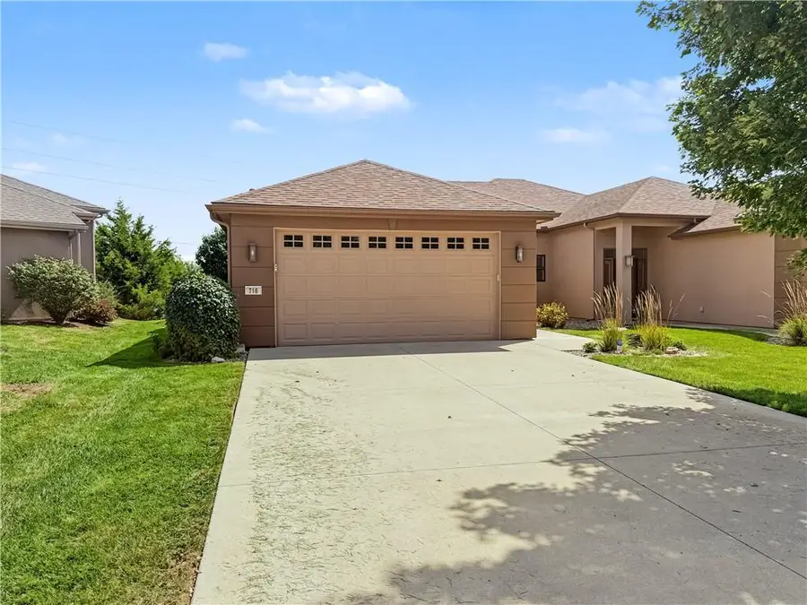 716 Coving Court, Lawrence, KS 66049 - #2