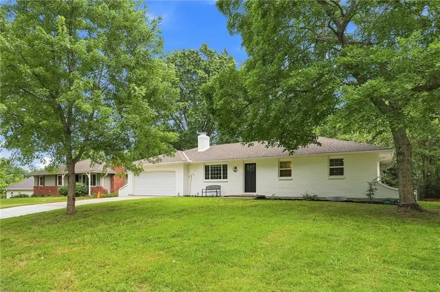 5913 Noland Road, Shawnee, KS 66216 - #3