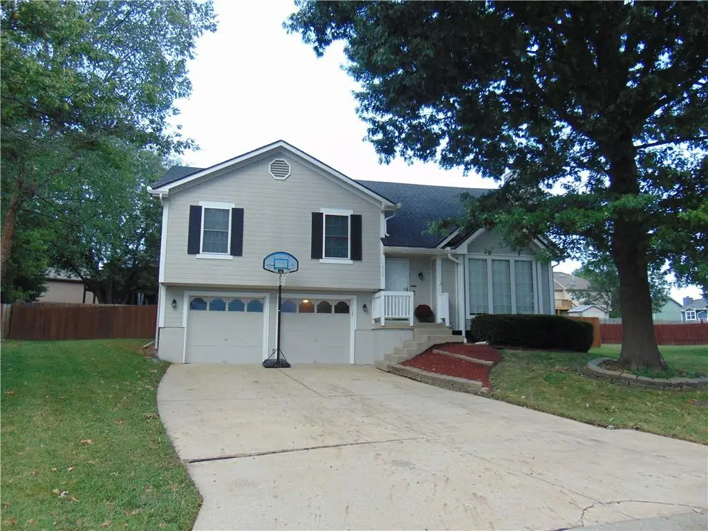 1900 Arapaho Court, Greenwood, MO 64034 - #1