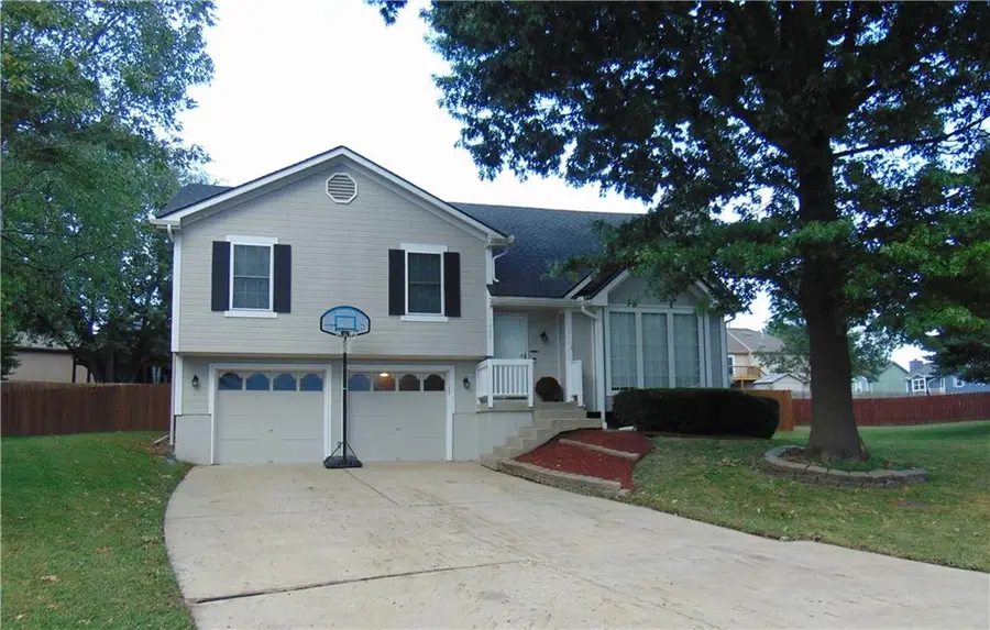 1900 Arapaho Court, Greenwood, MO 64034 - #2