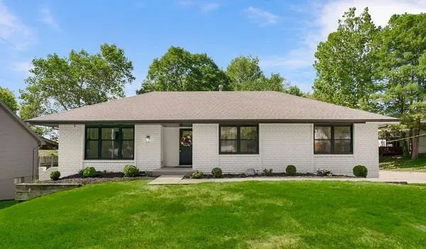 5908 NW Harris Drive, Kansas City, MO 64152