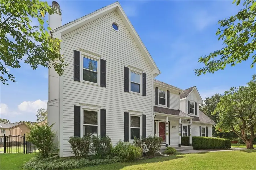 8325 Twilight Lane, Lenexa, KS 66219 - #2
