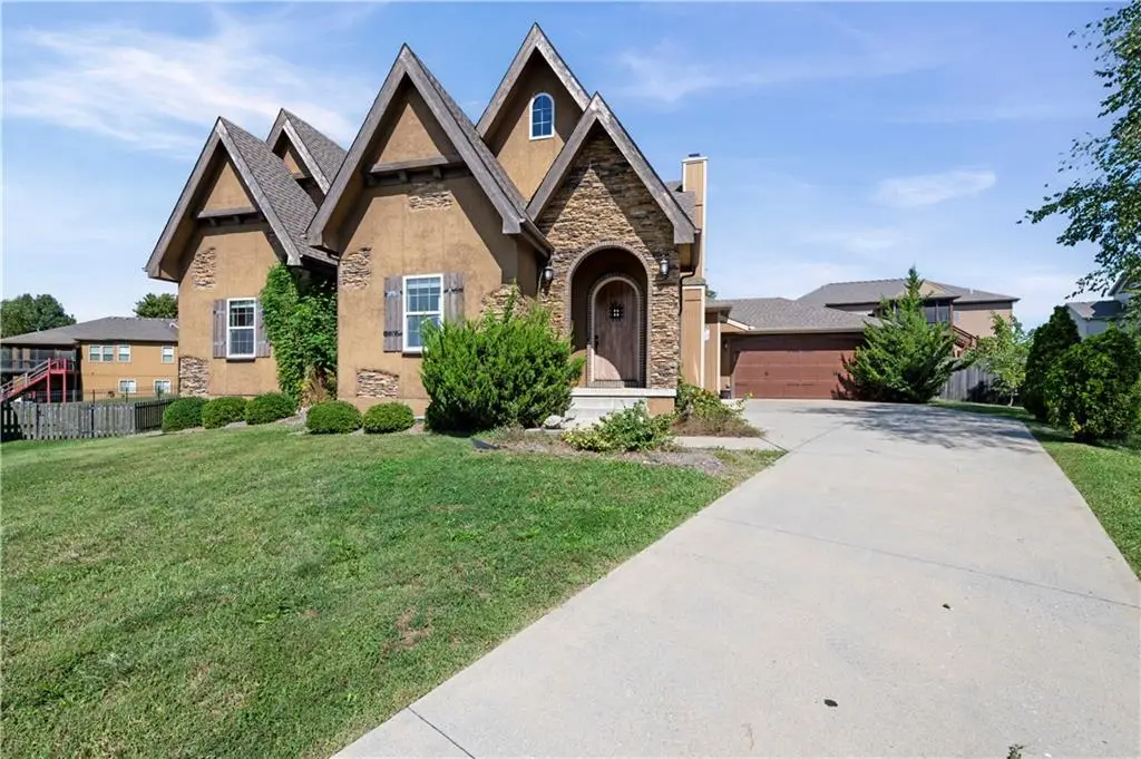 1302 Aberdeen Circle, Raymore, MO 64083 - #1