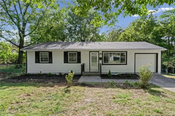 5400 Hunter Street, Raytown, MO 64133