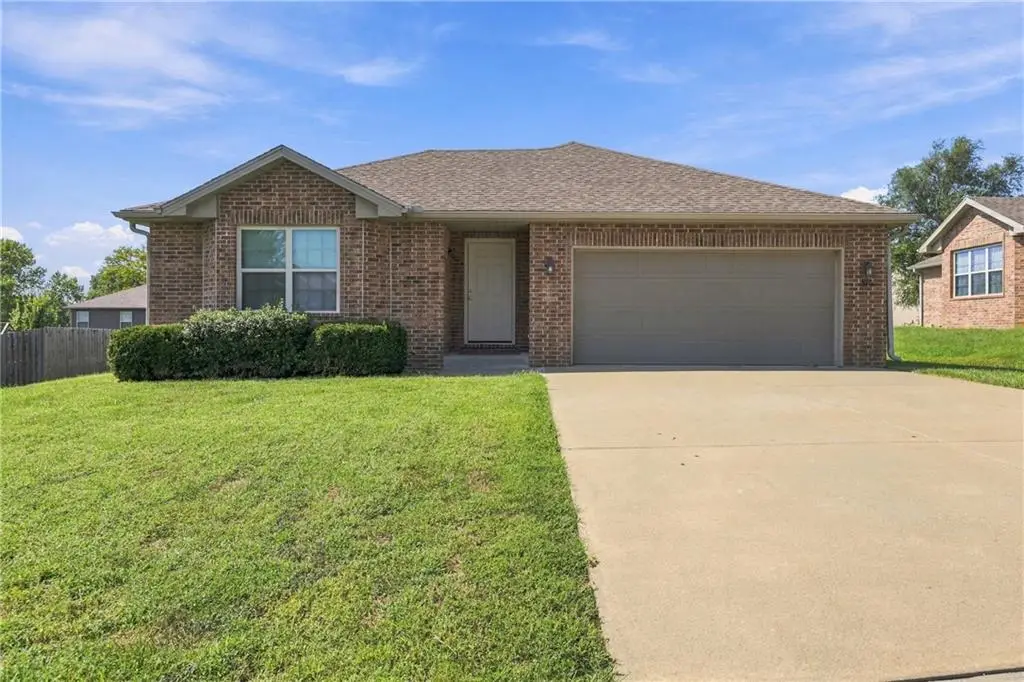 516 Emerson Drive, Belton, MO 64012 - #1