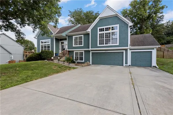 13907 W 58th Place, Shawnee, KS 66216