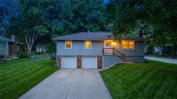 2909 S 1st Street, Blue Springs, MO 64014
