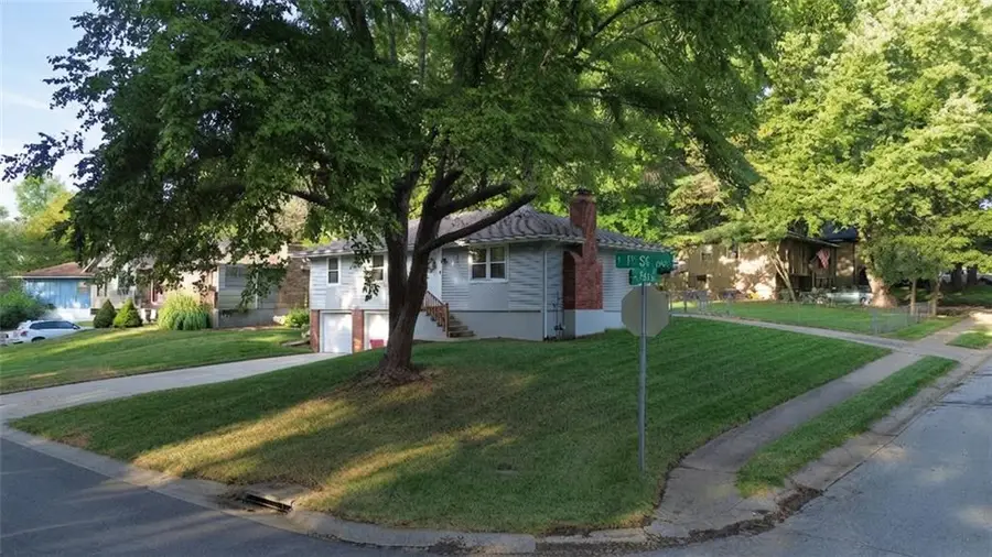 2909 S 1st Street, Blue Springs, MO 64014 - #3