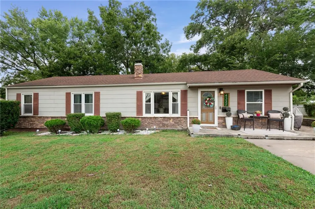 4332 Oakland Avenue, Kansas City, KS 66102 - #1
