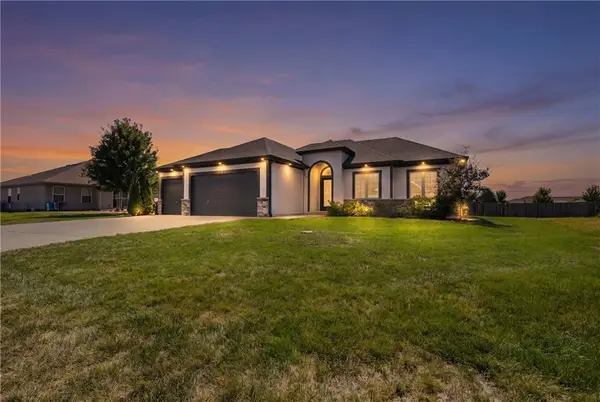 7917 SW 2nd Terrace, Blue Springs, MO 64014