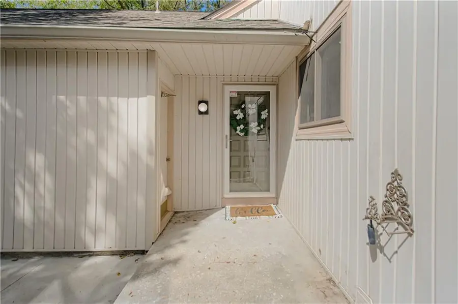 6015 N Bellefontaine Avenue, Kansas City, MO 64119 - #3