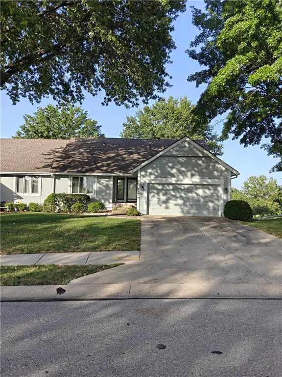12036 E 86th Street, Kansas City, MO 64138