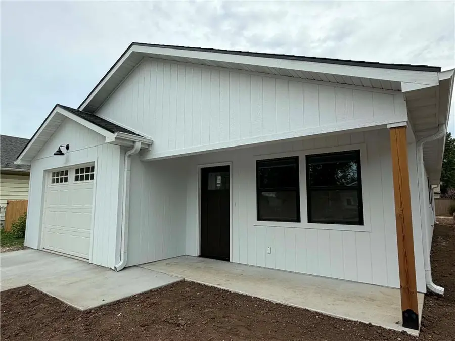 423 S Holbrook Street, Fort Scott, KS 66701 - #3