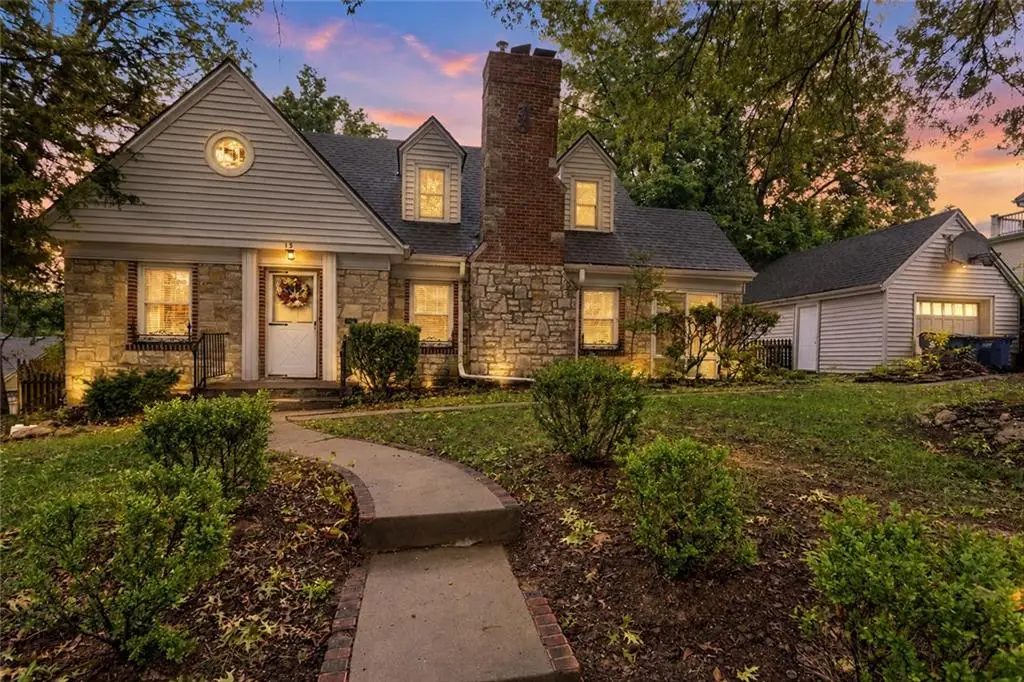 15 Moss Avenue, Liberty, MO 64068 - #1