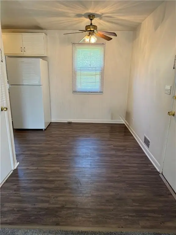 4610 E 40th Street, Kansas City, MO 64130 - #3