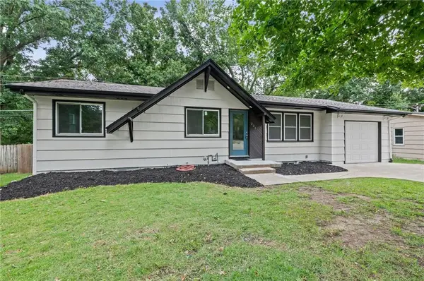 221 Wilshire Boulevard, Liberty, MO 64068