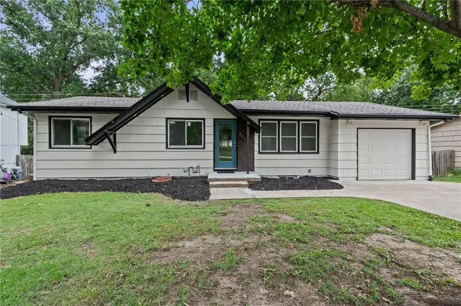 221 Wilshire Boulevard, Liberty, MO 64068 - #2