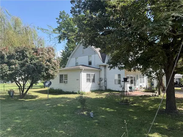 501 N 7th Street, Lacygne, KS 66040