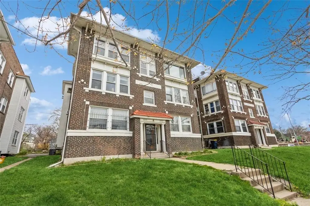 3317 Gillham Road #3s, Kansas City, MO 64110 - #1