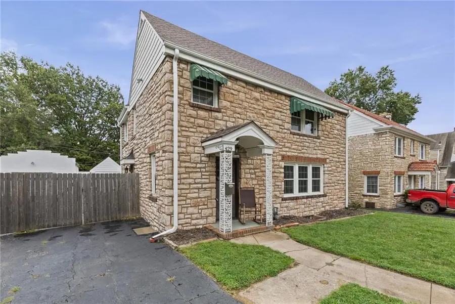 429 N Van Brunt Boulevard, Kansas City, MO 64123 - #2