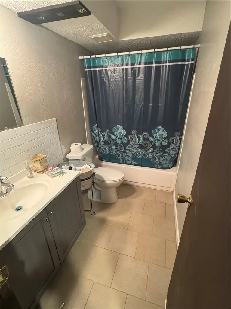 6116 E 127th Street, Grandview, MO 64030 - #3