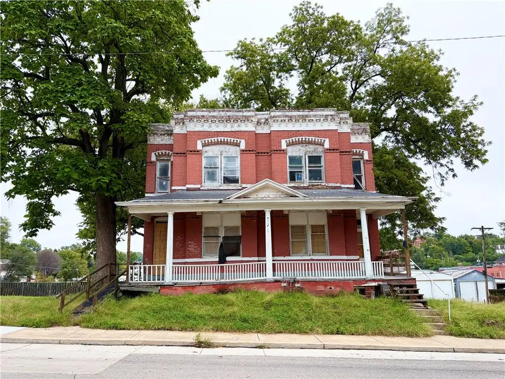 717 719 Mount Mora Road, Saint Joseph, MO 64501 - #1