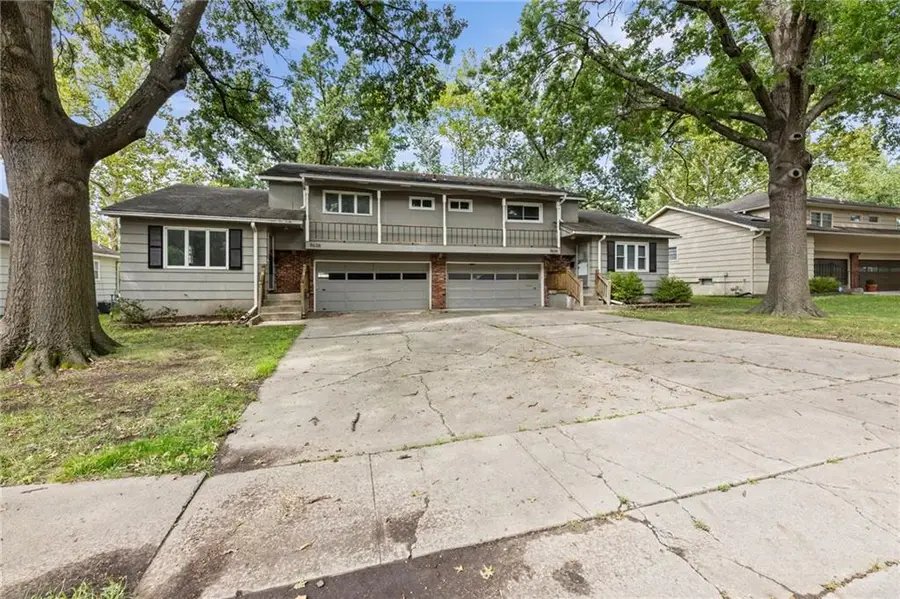 9636 Outlook Drive, Overland Park, KS 66207 - #2