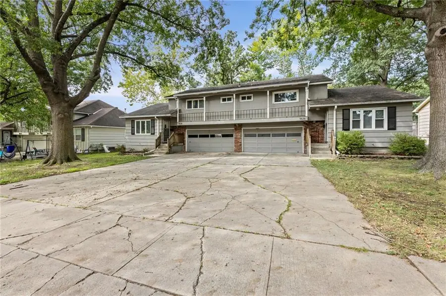 9636 Outlook Drive, Overland Park, KS 66207 - #3