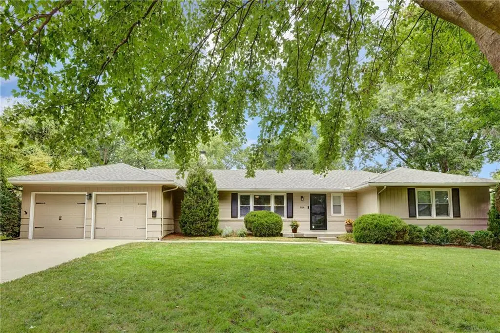 904 W 96th Street, Kansas City, MO 64114 - #1