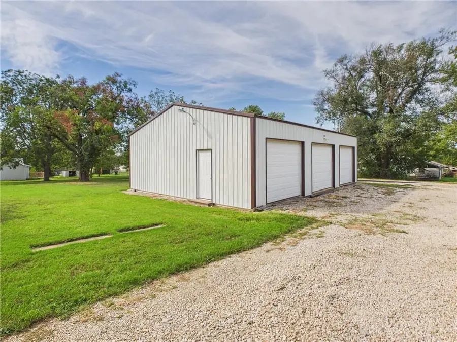 1715 E 1st Street, Fort Scott, KS 66701 - #2