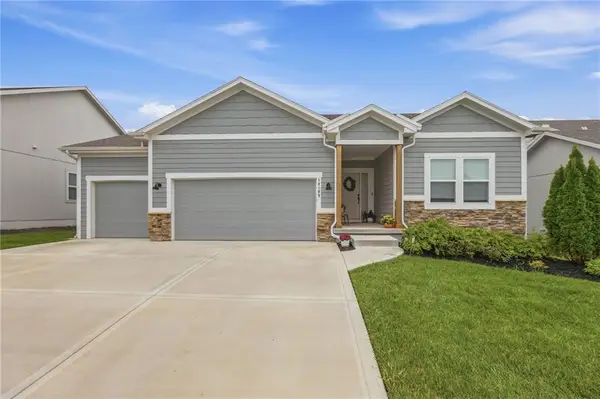 18109 Haskins Street, Overland Park, KS 66013