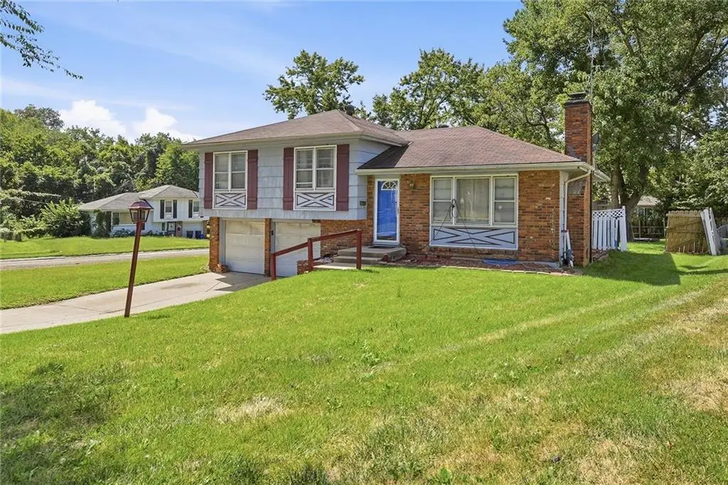 6000 E 95th Terrace, Kansas City, MO 64134 - #1