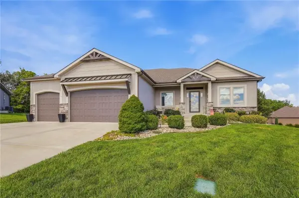 9305 SW Sushi Circle, Lee's Summit, MO 64064