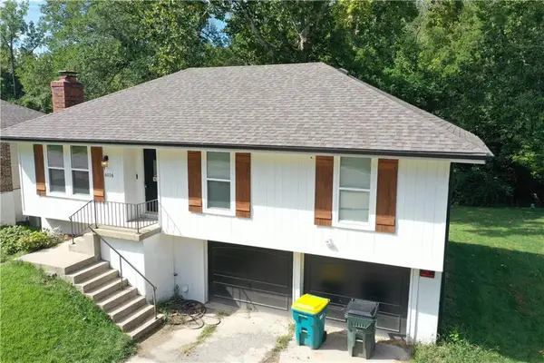 6116 N Broadway Street, Gladstone, MO 64118