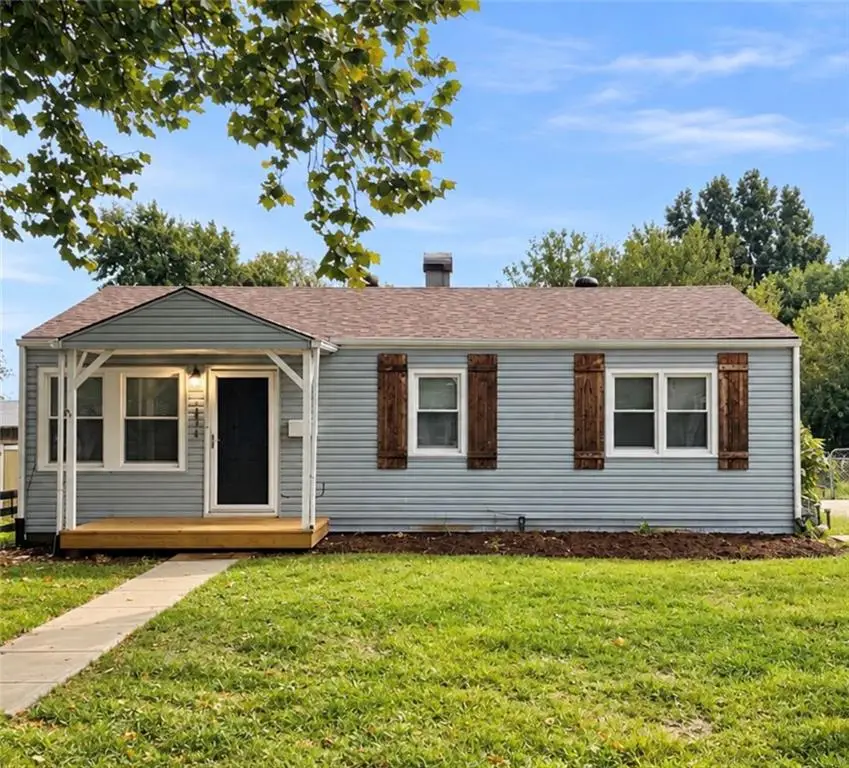 1615 N Dodgion Avenue, Independence, MO 64050 - #1