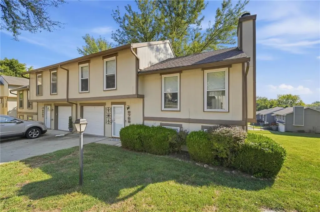 5759 N Anita Avenue, Kansas City, MO 64151 - #1