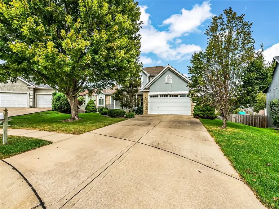 504 NE 94th Court, Kansas City, MO 64155 - #2