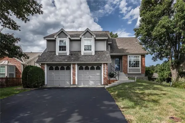12560 W 82nd Terrace, Lenexa, KS 66215
