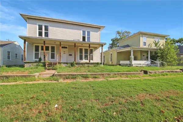 1415 and 1411 Belmont Avenue, Parsons, KS 67357