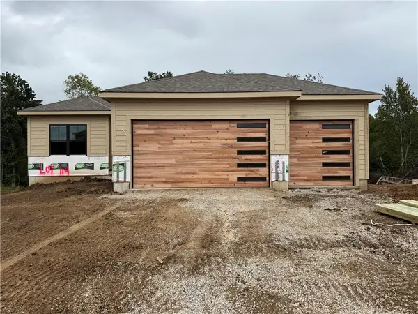 2116 Deerfield Terrace, Liberty, MO 64068