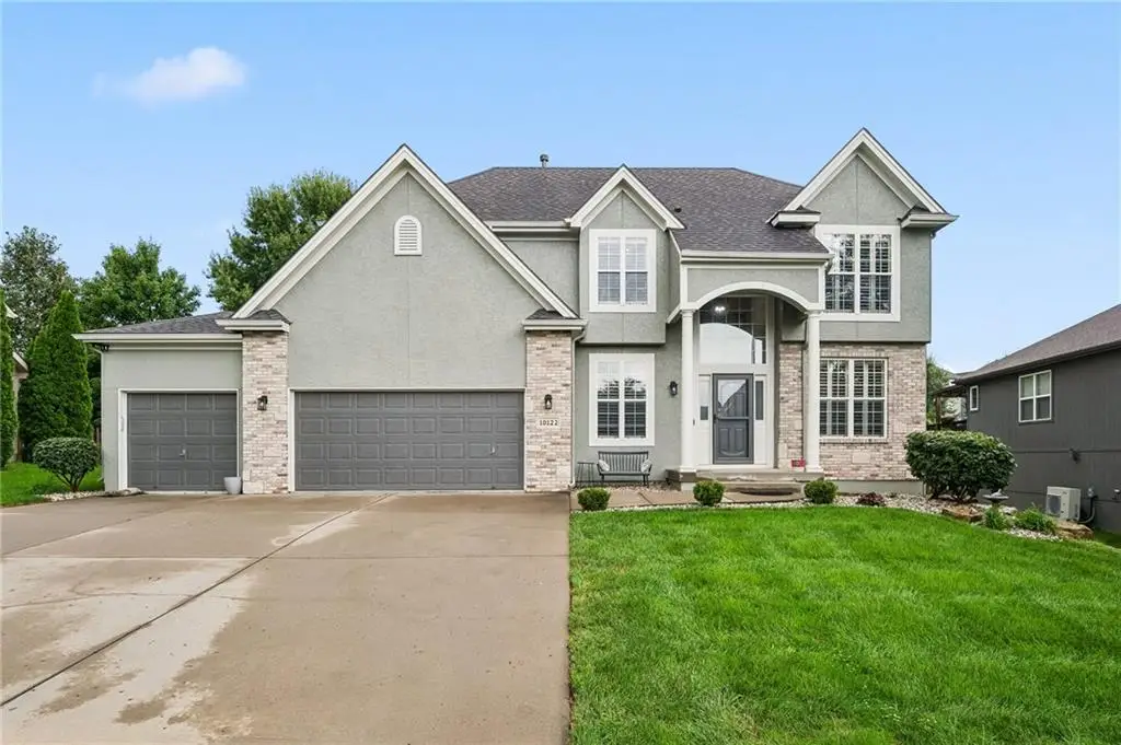 10122 N Lane Drive, Kansas City, MO 64157 - #1