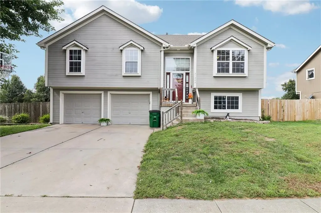 21322 Pin Oak Lane, Peculiar, MO 64078 - #1