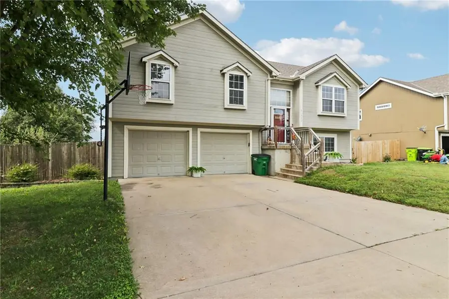 21322 Pin Oak Lane, Peculiar, MO 64078 - #2