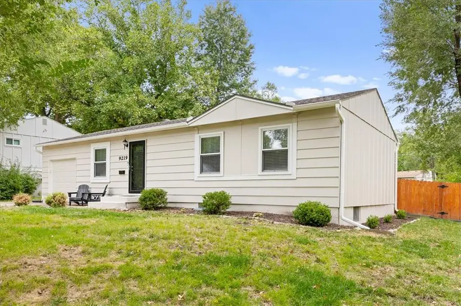 9219 W 100th Street, Overland Park, KS 66212 - #3