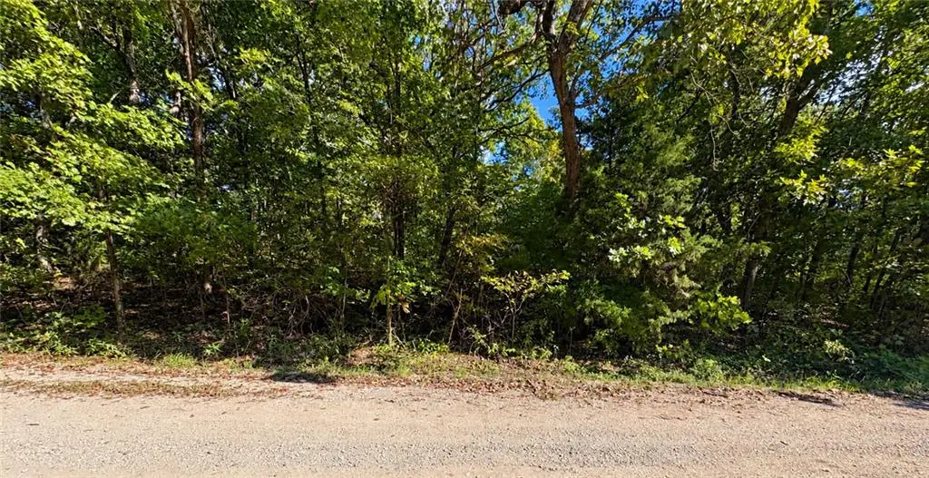 37 SE Lakeside Drive, Lacygne, KS 66040 - #1